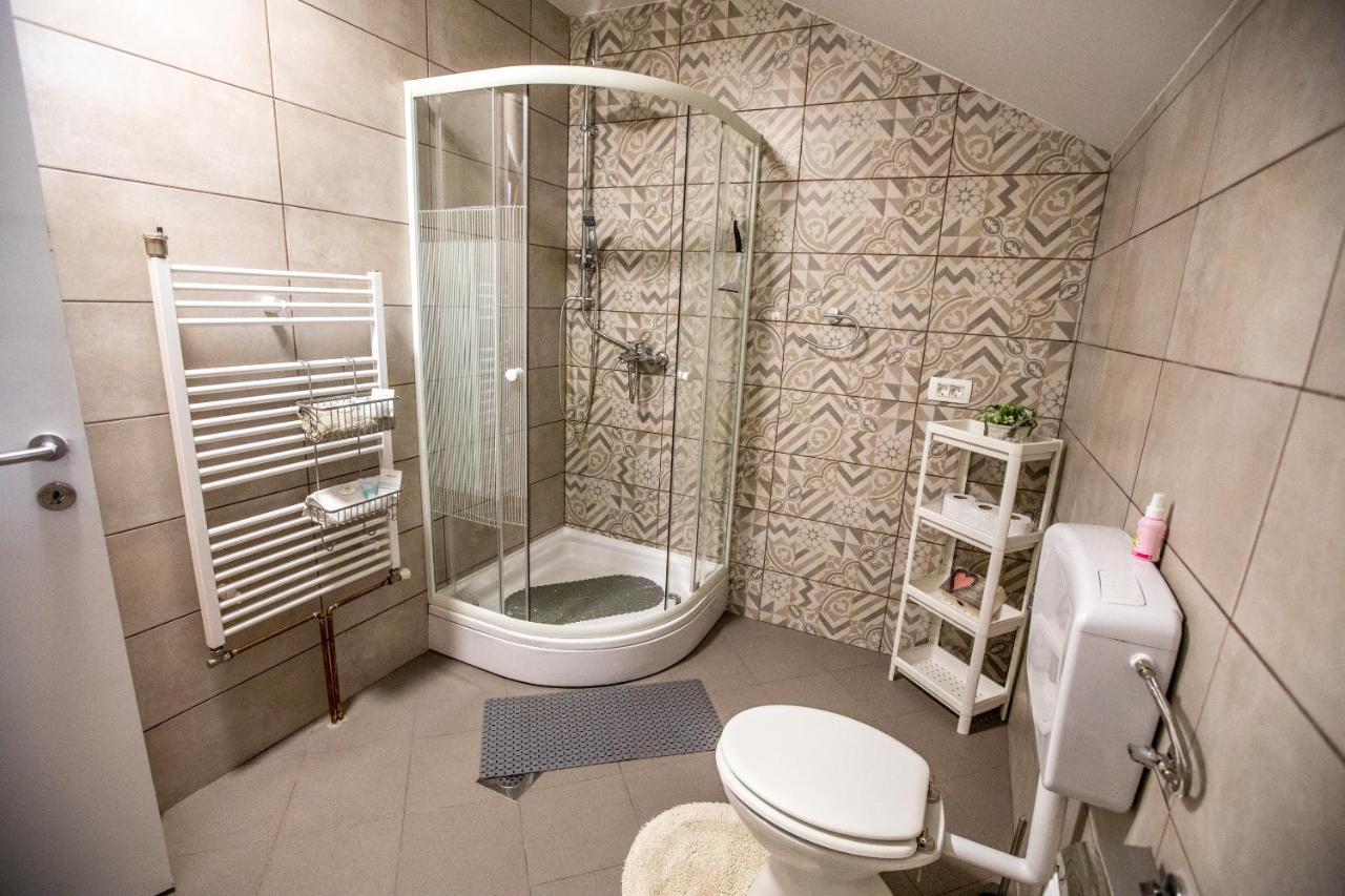 Apartman Mila Josipdol Ngoại thất bức ảnh